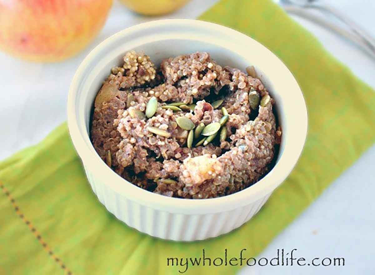 bowl of breakfast quinoa made in slow cooker