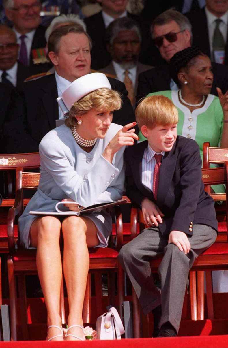 Prinzessin Diana mit Prinz Harry