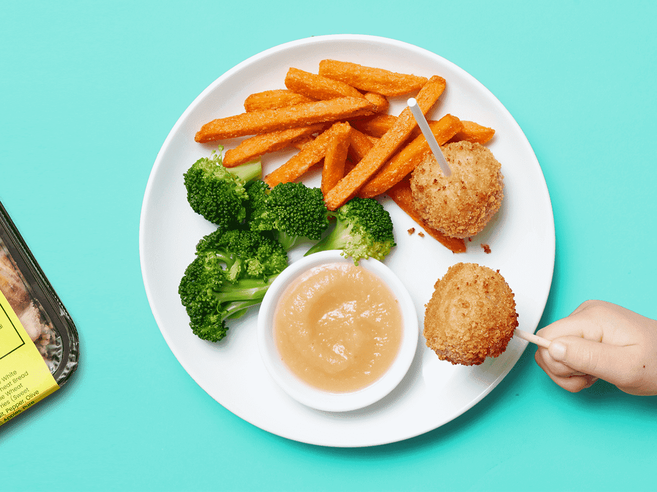 Bild könnte Mensch Essen Aubergine Mahlzeit Gemüse Brokkoli und Armbanduhr enthalten