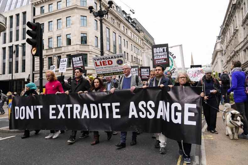 Auslieferungsdemonstranten von Assange