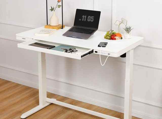 FlexiSpot white standing desk