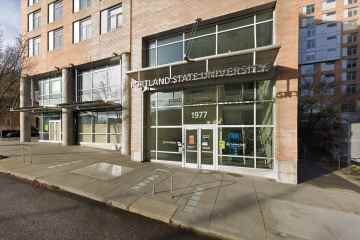 Frau tot aufgefunden, nachdem sie vor Wohnheimen der Portland State University geschossen hatte