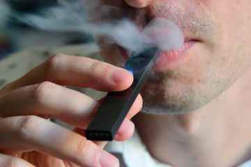 Toxine in E-Zigaretten könnten bei Benutzern zu Sehschäden führen