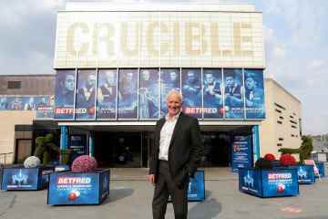 Die Weltmeisterschaften können die legendäre Arena VERLASSEN, wenn Hearn Gespräche über Crucible II beginnt