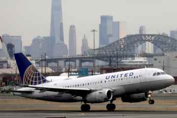 United bietet Passagieren, die nicht ohne Maskenpflicht fliegen möchten, eine Rückerstattung an