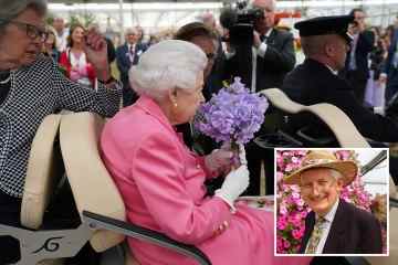 Queen zollt Peter Seabrook, dem verstorbenen Gartenredakteur von The Sun, mit Blumen Tribut
