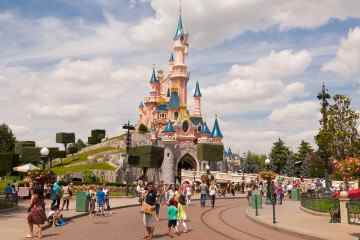Mama findet einen 3-tägigen Urlaub in Disneyland Paris für 250 £ p. P. inklusive Flug und Hotel