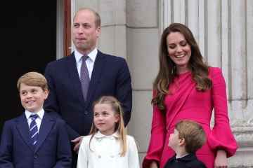 Lippenleser verraten, was Prinzessin Charlotte anlässlich des Jubiläums zu Prinz George gesagt hat