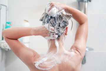 Beauty-Fans schwärmen vom 6-Euro-„Wunder“-Anti-Schuppen-Shampoo