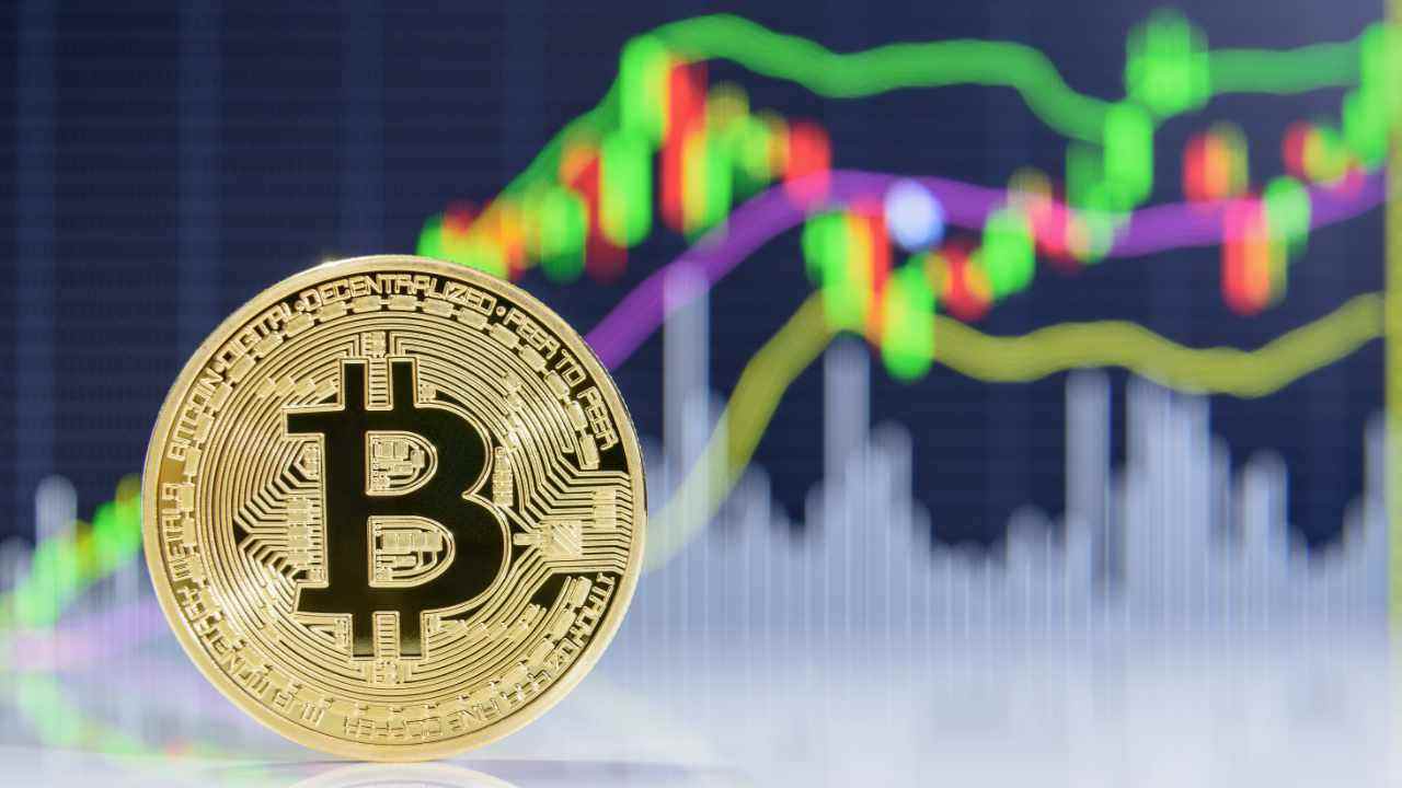 100.000-Dollar-BTC-Prognosen, Peter Schiff über Rezession und Bitcoin, Bill Gates knallt NFTs – Bitcoin.com News Week im Rückblick
