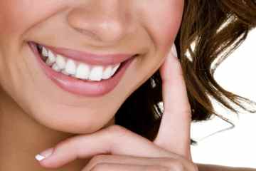 Ich bin Zahnarzt – hier sind 5 DIY-Tricks, um Ihre Zähne aufzuhellen