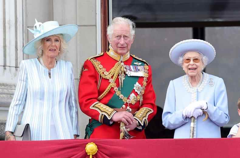 Camilla, Charles und Queen Elizabeth II