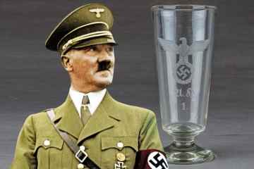 Adolf Hitlers personalisiertes Bierglas-Set wird bei einer Auktion für über 10.000 £ verkauft