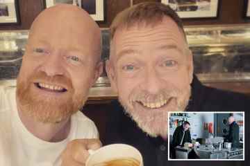 EastEnders-Wiedersehen, als Jake Wood und Adam Woodyatt sich inmitten einer BBC-Soap-Pause treffen