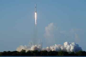 Musks SpaceX startet die erste Mondmission in einem wichtigen Schritt für Mondbasispläne