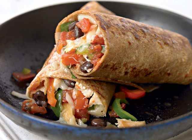 Healthy chicken fajita burrito