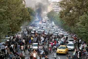 Der iranische Präsident warnt davor, dass Demonstranten brutal niedergeschlagen werden