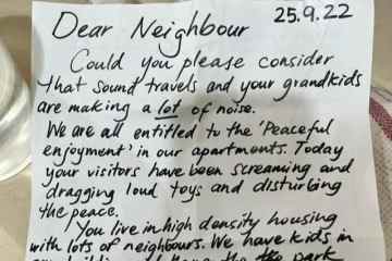 Nachbarn senden Nachricht, in der sie drohen, die Polizei wegen der „lauten Enkelkinder“ anzurufen