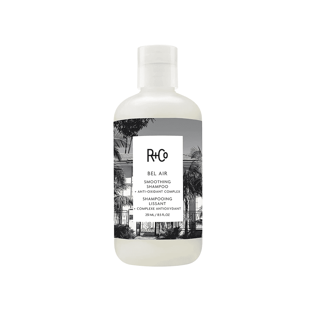 Flasche R+Co Glättungsshampoo mit schwarz-weißem Etikett