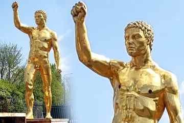 Ich bin am Boden zerstört, nachdem der Rat mir befohlen hat, eine 30-Fuß-goldene nackte Statue abzubauen