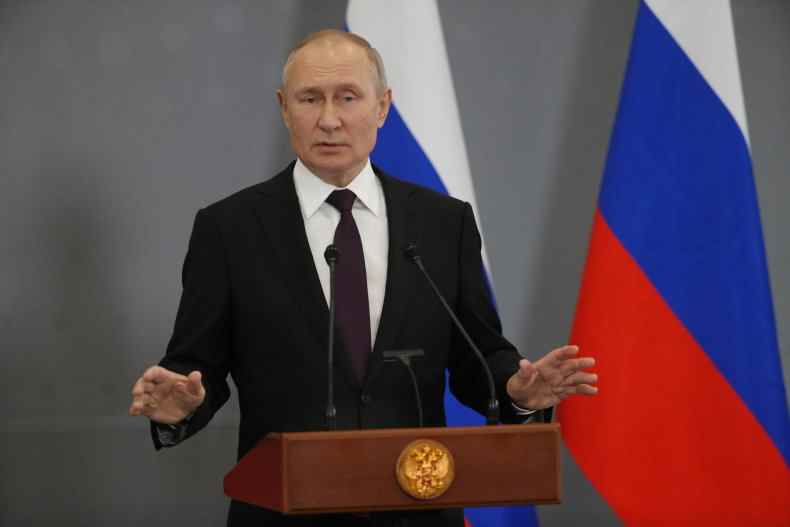 Wladimir Putin spricht bei CIS in Kasachstan