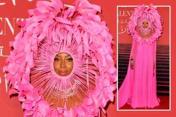 Naomi Campbell, 52, paradiert für Valentino in Katar ein rosafarbenes Blütenkleid