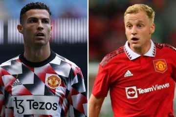 Carragher bezeichnet Ferdinand als Ronaldo-„Fanboy“, Leicester „will“ Van de Beek