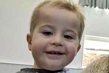 Junge, 2, erstickte an Wurst bei Butlin’s, nachdem „NHS ihn im Stich gelassen hatte“