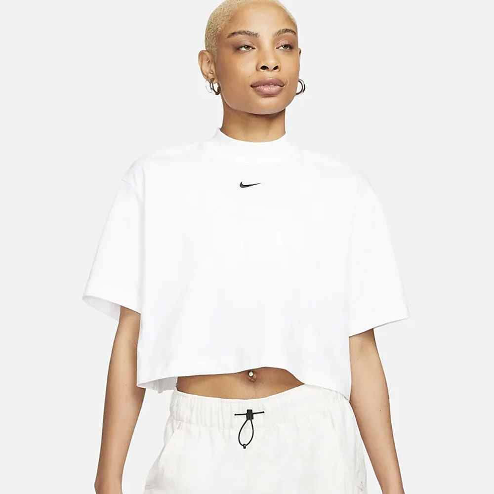 Weißes Nike-T-Shirt
