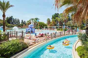 Sehen Sie Südeuropas größtes Themenpark-Resort von innen - mit 7 verschiedenen Hotels