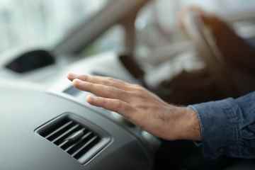 Was Sie über das Einschalten der Klimaanlage in Ihrem Elektroauto wissen müssen