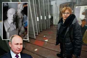 Diebische Russen plünderten 14.000 Gemälde bei einem riesigen Kunstraub, als sie aus Cherson flohen