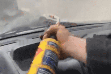 Der Fahrer enthüllt einen „Hack“ für die Beschlagentfernung der Windschutzscheibe, der die Leute beunruhigt hat