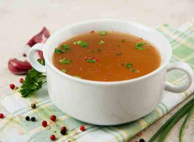 Knochenbrühe Suppe