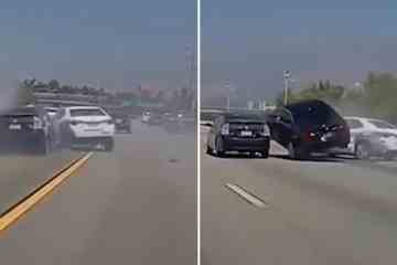 Ungeduldiger BMW-Fahrer, der sich durch den Verkehr zwängt, verursacht einen Aufprall bei hoher Geschwindigkeit