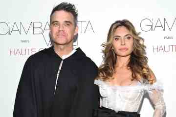 Robbie Williams schafft eine Lösung für ein Problem, unter dem die meisten Paare im Bett leiden