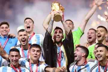 Reaktion, als Messi und Argentinien per Elfmeter die Weltmeisterschaft gewinnen