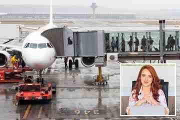 Flugzeugpassagierin stürzt 50 Fuß in den Tod, nachdem sie von der Fluggastbrücke gefallen ist