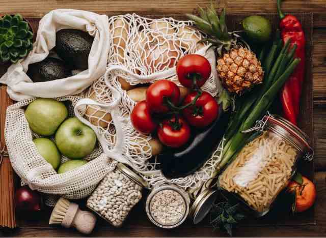 Obst-, Gemüse- und Vollkornkonzept der besten Diäten zum Abnehmen im Jahr 2023