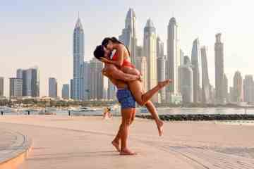 Ekin-Su und Davide entfachen Verlobungsgerüchte mit romantischem „Antrags“-Bild