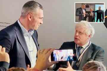 Boris Johnson zum Ehrenbürger von Kiew ernannt, da er mehr Panzer fordert 