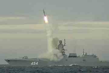Putin-Kriegsschiff, bewaffnet mit „unaufhaltsamer“ Atomrakete mit 7.000 Meilen pro Stunde, segelt in Richtung Großbritannien