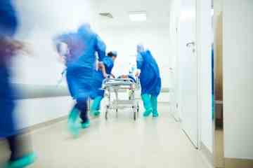 Hunderten von NHS-Patienten wurden wegen verpfuschten Pflegen Gliedmaßen amputiert