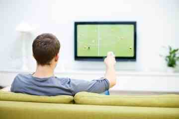 Streaming-Warnung der Premier League, da Polizisten damit drohen, Zuschauer zu verhaften