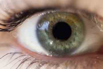 Wie ein zuckendes Auge ein Zeichen für etwas Ernstes sein kann – und wann Sie Ihren Hausarzt aufsuchen sollten