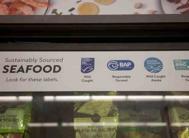 Etiketten für nachhaltig bezogene Meeresfrüchte