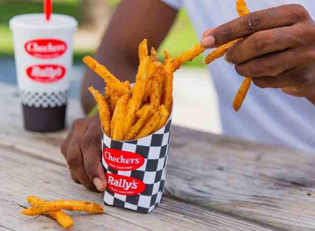 Checkers:Rallys Pommes