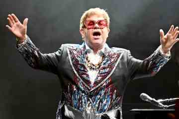 Elton John schlägt Ed, als er mit der Tour mit den höchsten Einnahmen eine riesige Summe einstreicht