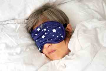 Experte verrät die genaue Zeit, zu der Sie schlafen gehen sollten, um Ihre Gesundheit zu verbessern