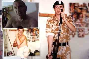 Der sadistische Polizist Carrick posierte als Teenager in der Armee mit Waffen und Pornos